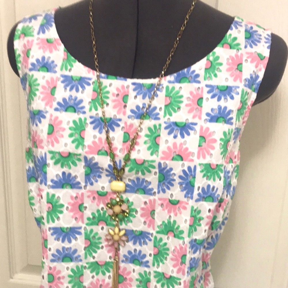 Talbots Daisy Eyelet Shell - Picture 6 of 16